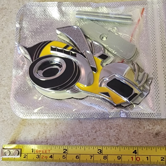 1 Super Bee Scat pack badge emblem for GRILL Approx. 5".Adhesive back so… - Picture 2 of 5